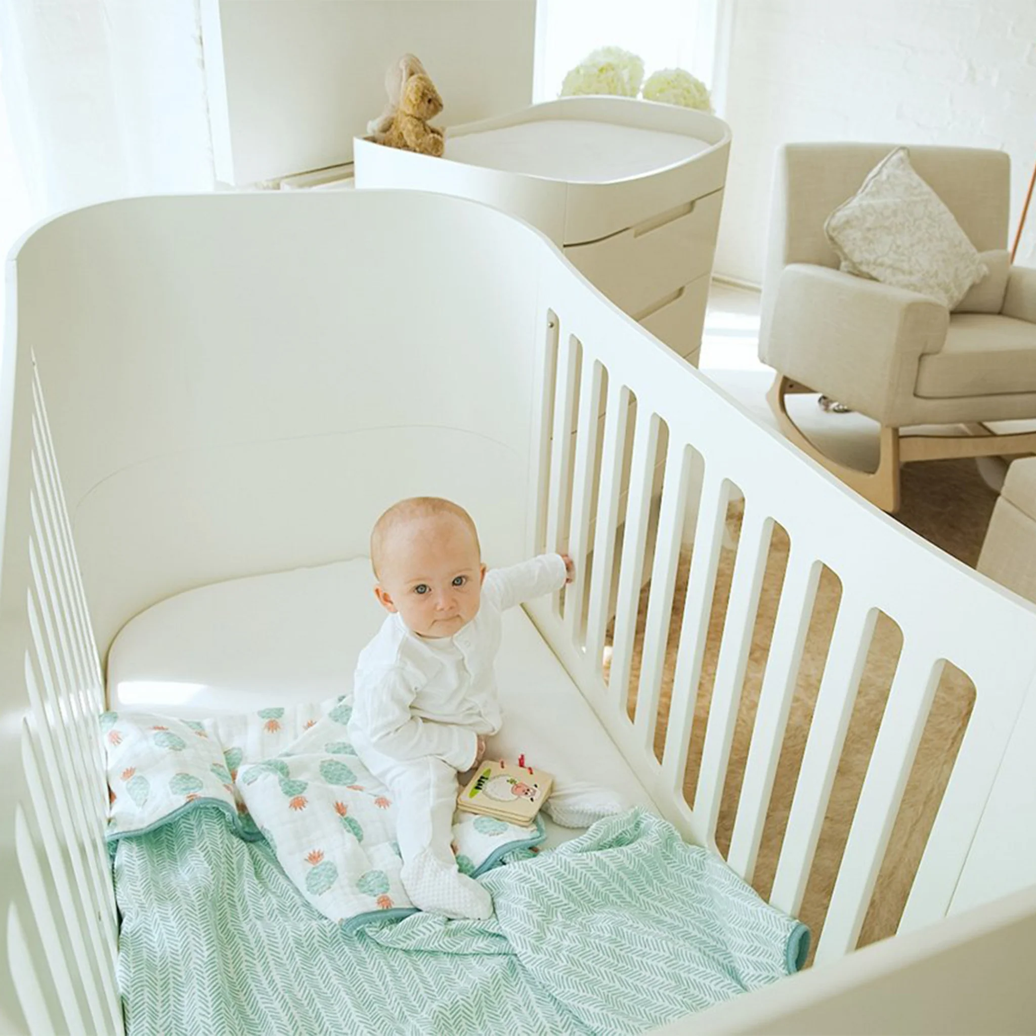 Serena Convertible Cot Bed - Silver – Image 8