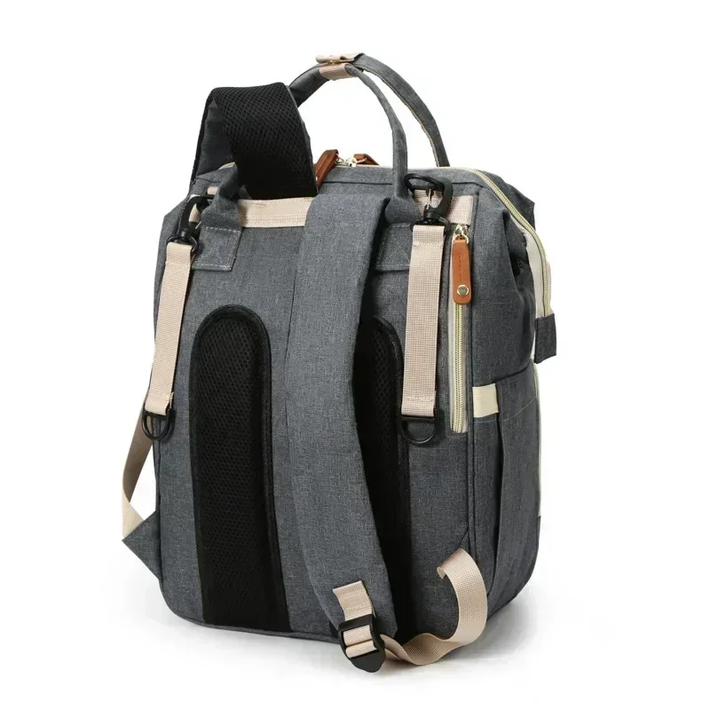 Sac Maternite à Dos Quilté Imperméable Fonctionnel USB – Image 5